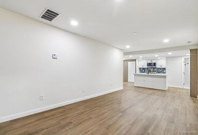 7174 N Center Road, Genesee Charter Township, MI 48458