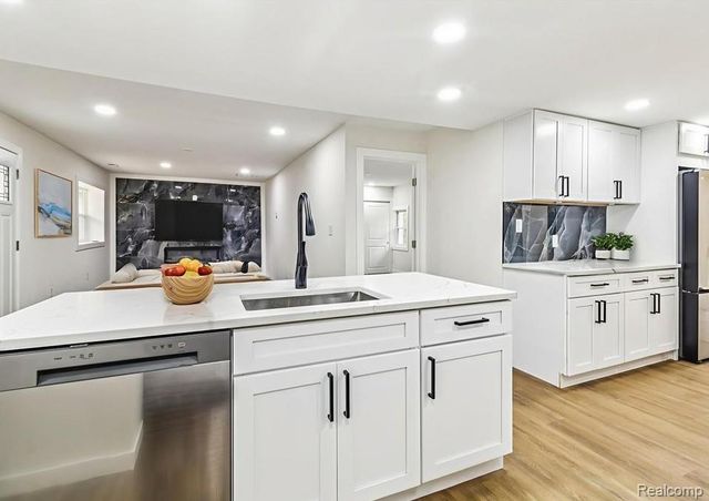 7174 N Center Road, Genesee Charter Township, MI 48458