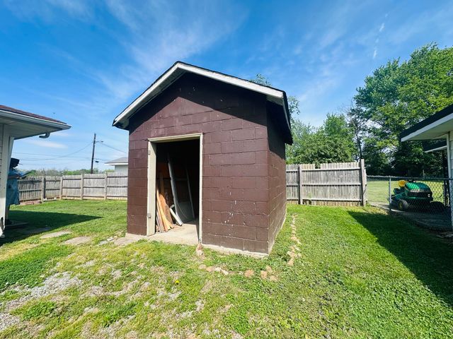 422 Harmon Heights, Stanford, KY 40484