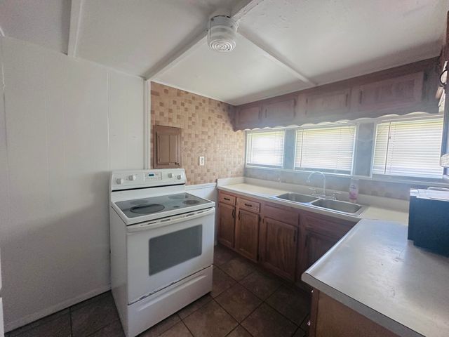 422 Harmon Heights, Stanford, KY 40484