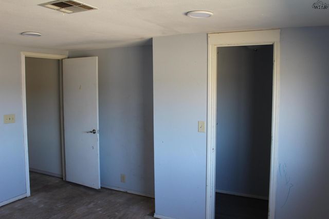 5817 FM 1206, Iowa Park, TX 76367