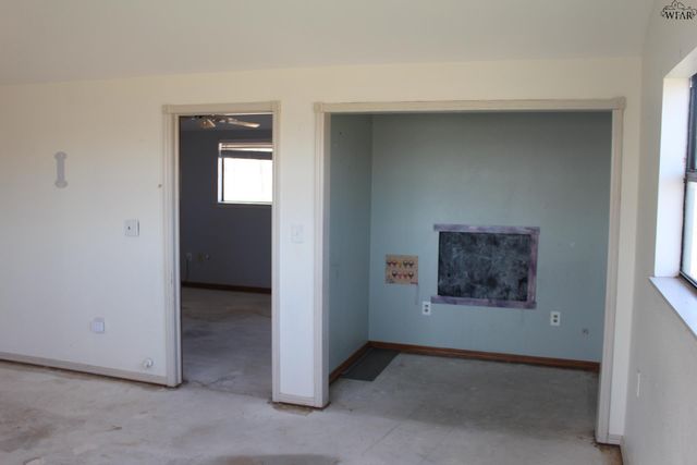 5817 FM 1206, Iowa Park, TX 76367