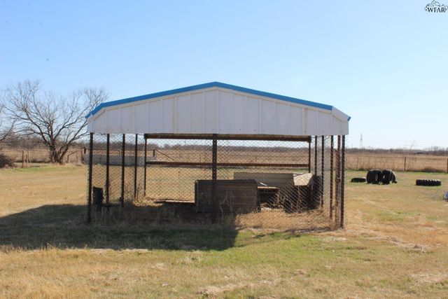 5817 FM 1206, Iowa Park, TX 76367