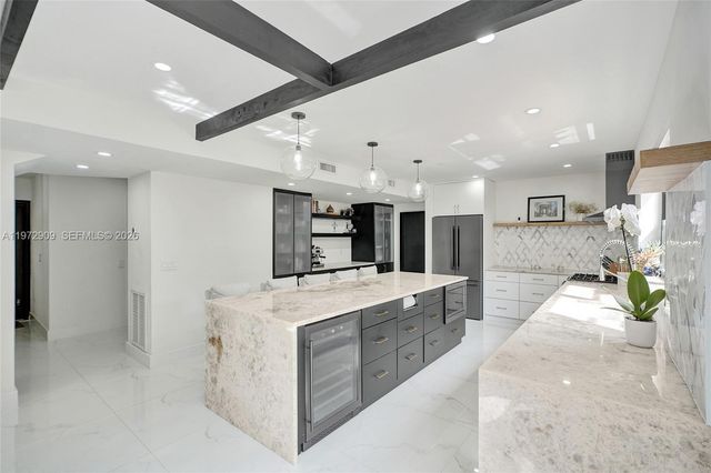 9901 SW 79th Ave, Miami, FL 33156