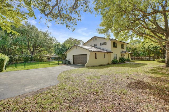 9901 SW 79th Ave, Miami, FL 33156