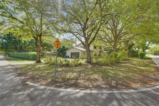 9901 SW 79th Ave, Miami, FL 33156