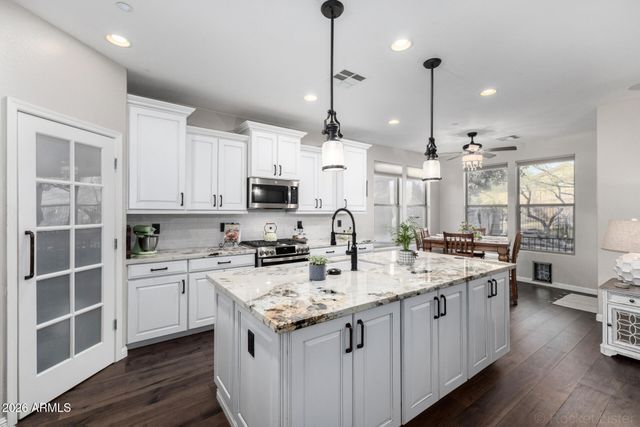 12134 W LONE TREE Trail, Peoria, AZ 85383