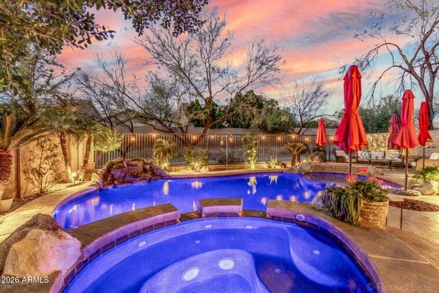 12134 W LONE TREE Trail, Peoria, AZ 85383