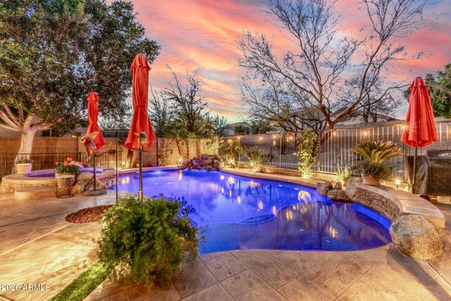 12134 W LONE TREE Trail, Peoria, AZ 85383