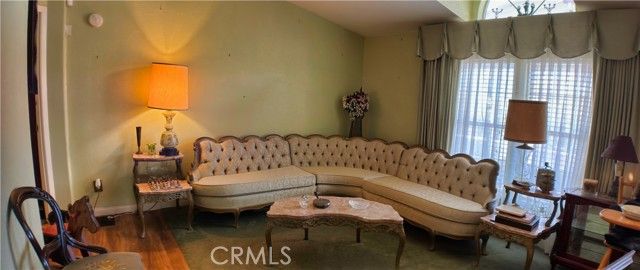 10975 Decker, Oak Hills, CA 92344