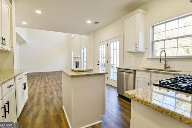 2301 Wickingham Drive NE, Marietta, GA 30066