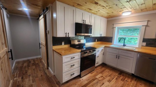 5270 Highway 2141, Hustonville, KY 40437