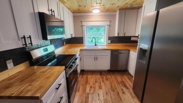 5270 Highway 2141, Hustonville, KY 40437
