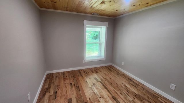 5270 Highway 2141, Hustonville, KY 40437