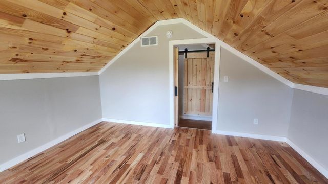 5270 Highway 2141, Hustonville, KY 40437