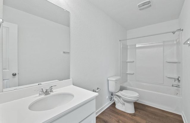 148 Green Berets BND, Jarrell, TX 76537
