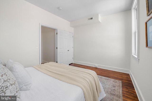 517 E 35TH ST, Baltimore, MD 21218