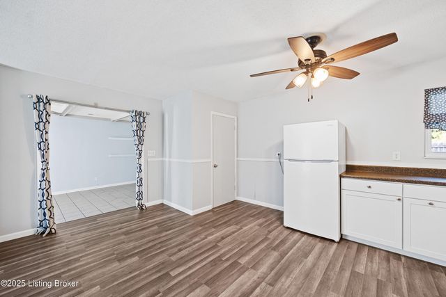 7520 Blue Wing Dr, Louisville, KY 40258