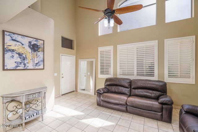 1315 W ESCUDA Road, Phoenix, AZ 85027