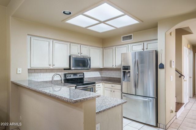 1315 W ESCUDA Road, Phoenix, AZ 85027