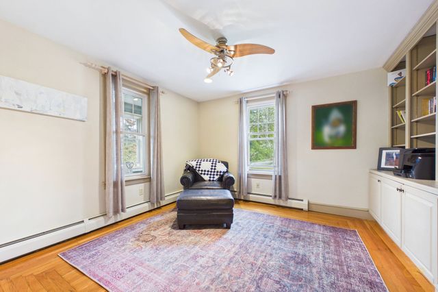 555 Sharps Lot Rd, Swansea, MA 02777