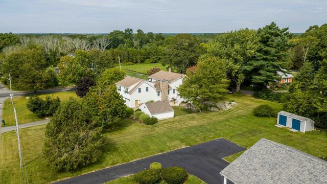 555 Sharps Lot Rd, Swansea, MA 02777