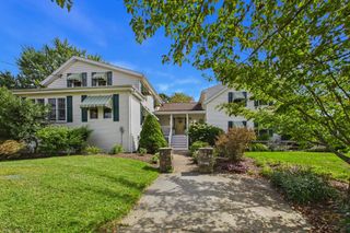 555 Sharps Lot Rd, Swansea, MA 02777