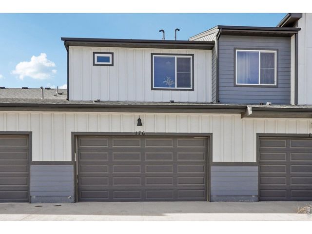 176 High Point Dr, Longmont, CO 80504