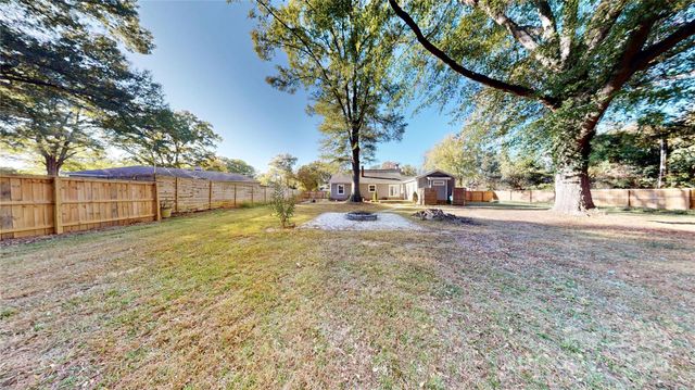 1412 N Sharon Amity Road, Charlotte, NC 28211