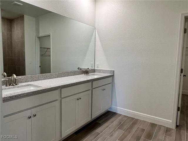 1232 NW 21st PL, Cape Coral, FL 33993