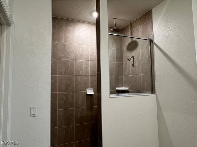 1232 NW 21st PL, Cape Coral, FL 33993