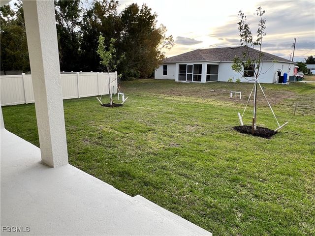 1232 NW 21st PL, Cape Coral, FL 33993