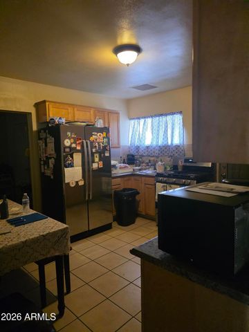 5244 S MONTEZUMA Street, Phoenix, AZ 85041