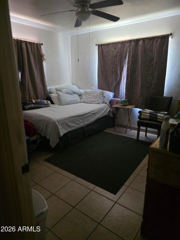 5244 S MONTEZUMA Street, Phoenix, AZ 85041