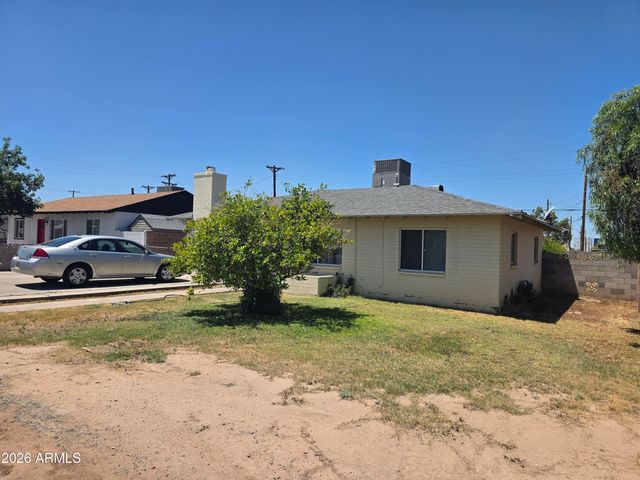 5244 S MONTEZUMA Street, Phoenix, AZ 85041