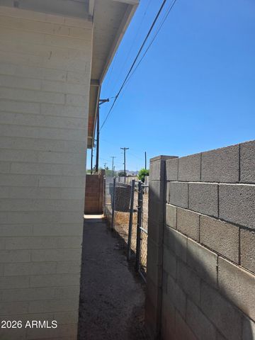 5244 S MONTEZUMA Street, Phoenix, AZ 85041