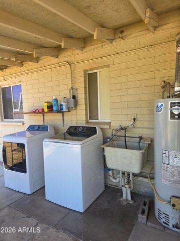 5244 S MONTEZUMA Street, Phoenix, AZ 85041