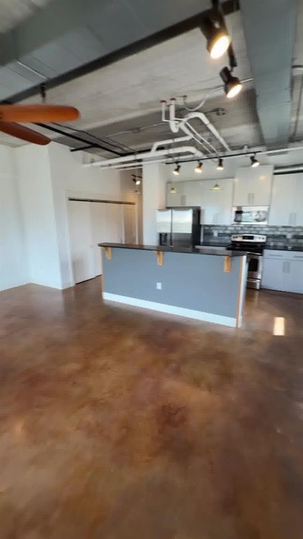 807 E 14th ST 201, Austin, TX 78702