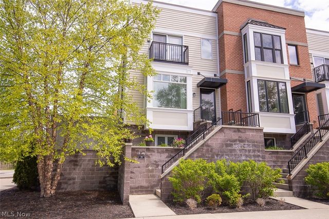29 Atterbury Boulevard, Hudson, OH 44236