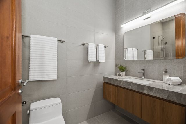 1152 W Fulton Market 4A, Chicago, IL 60607