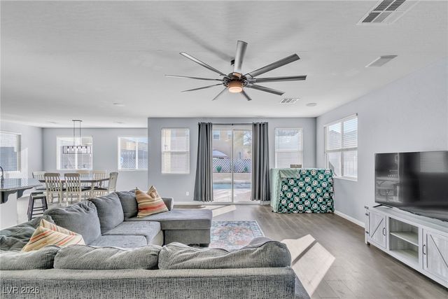 6883 Merril Summit Court, Las Vegas, NV 89142