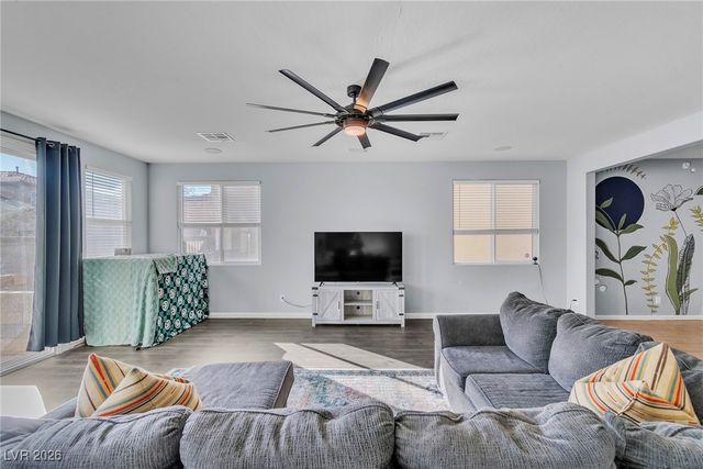 6883 Merril Summit Court, Las Vegas, NV 89142