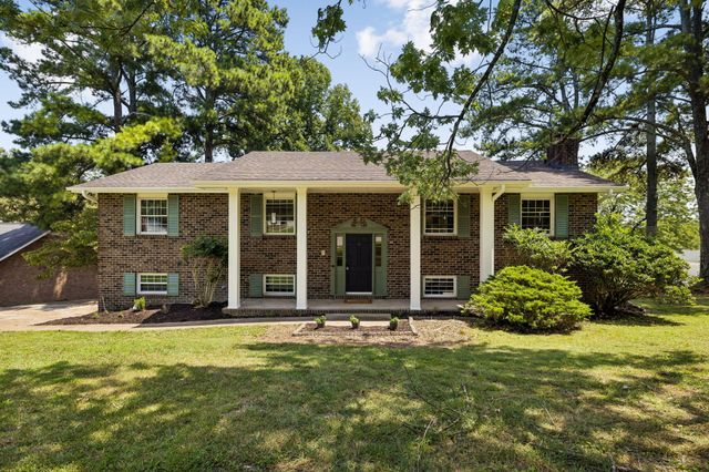 1200 Forest Green Drive, Chattanooga, TN 37412