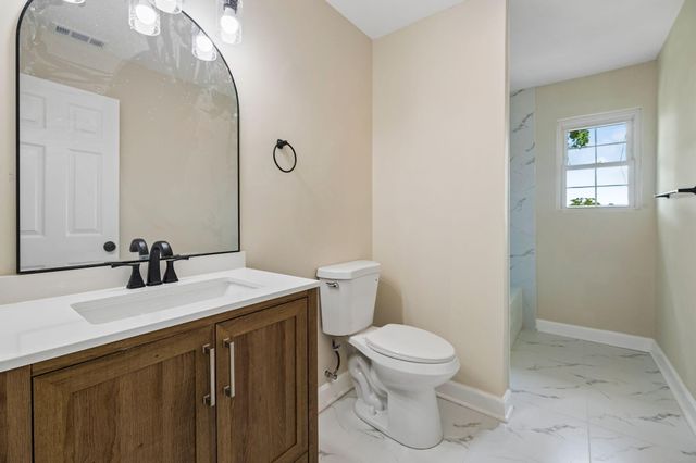 1200 Forest Green Drive, Chattanooga, TN 37412