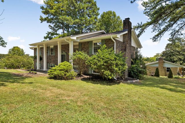 1200 Forest Green Drive, Chattanooga, TN 37412