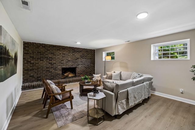 1200 Forest Green Drive, Chattanooga, TN 37412