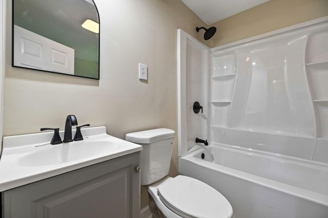 1200 Forest Green Drive, Chattanooga, TN 37412
