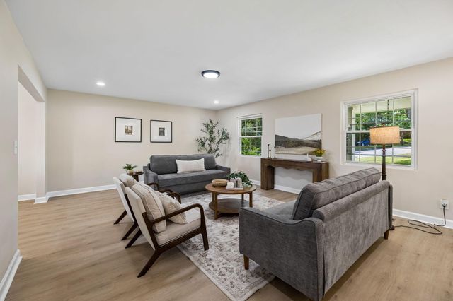 1200 Forest Green Drive, Chattanooga, TN 37412