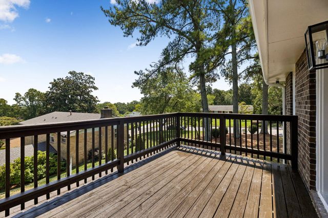 1200 Forest Green Drive, Chattanooga, TN 37412