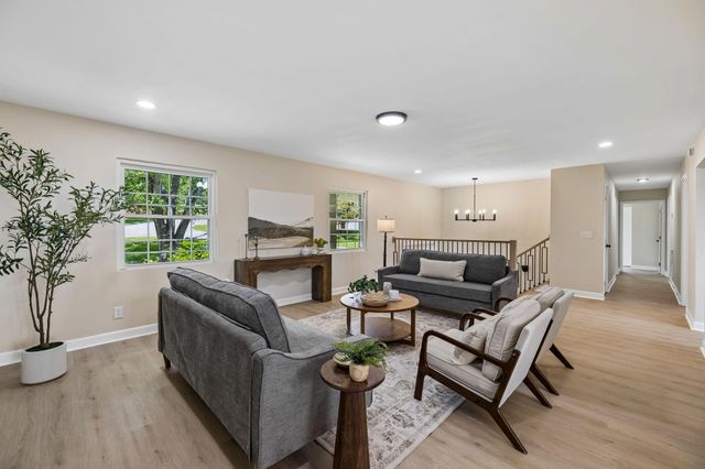 1200 Forest Green Drive, Chattanooga, TN 37412
